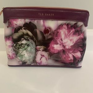 Ted baker makeup case